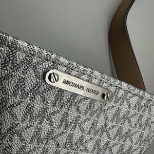 Michael Kors Women's Silver Logo Design Belt Bag Silver Hardware-Never Worn